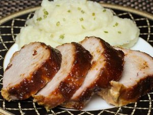 Apple-Glazed Pork Loin: A Cozy Oven Recipe for Weekend Dinners