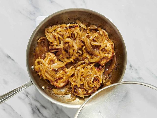 Easy Caramelized Onion Pork Chops step 3