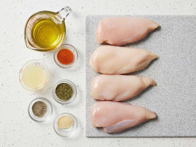 Juicy Grilled Chicken Breasts step 1