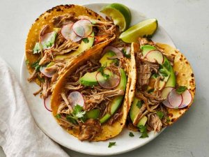 How to Make Crispy Carnitas at Home: A Step-by-Step Guide