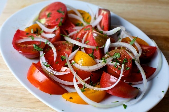 tomato salad, portuguese-style