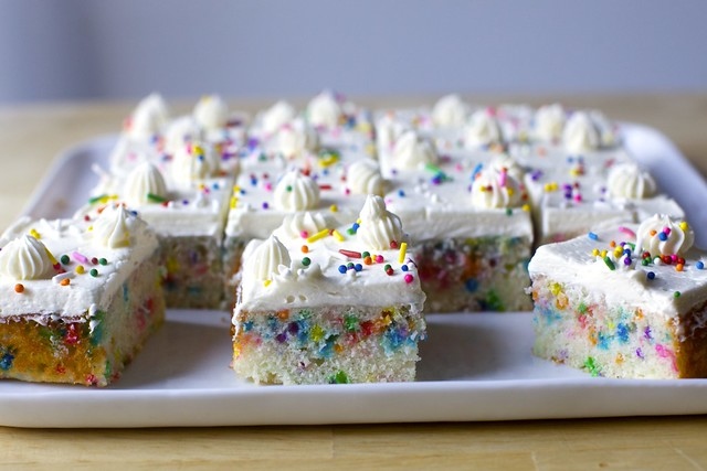 confetti party cake